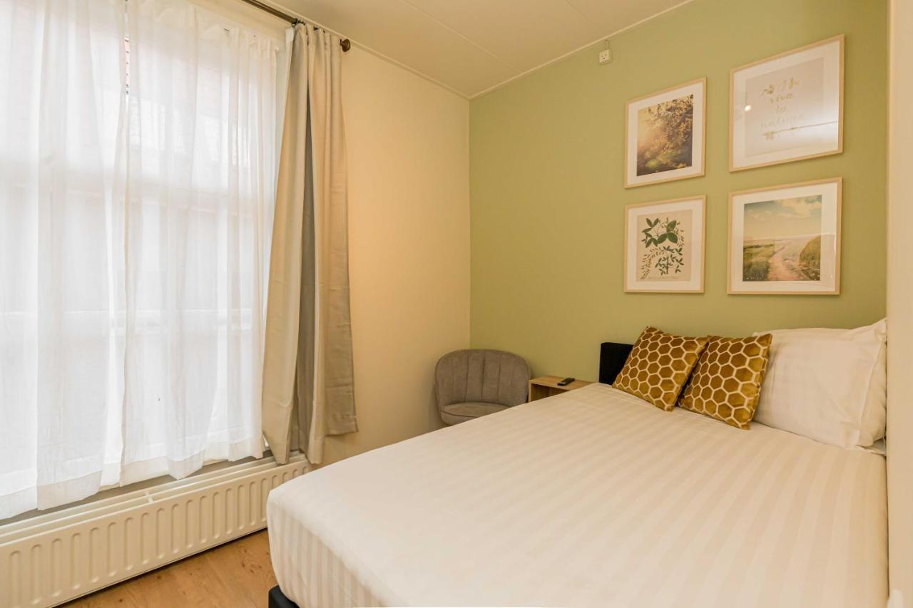 Rb Hostel ジーリクゼー エクステリア 写真
