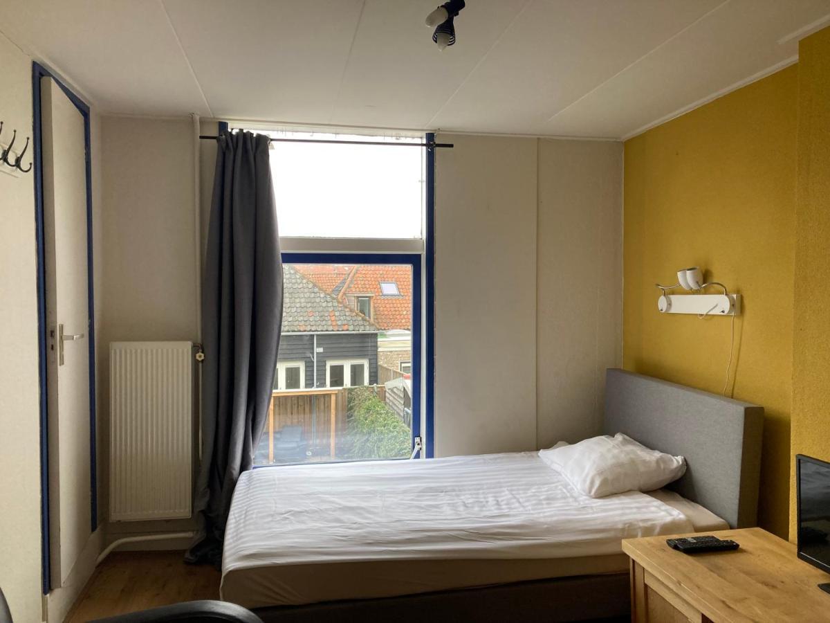 Rb Hostel ジーリクゼー エクステリア 写真