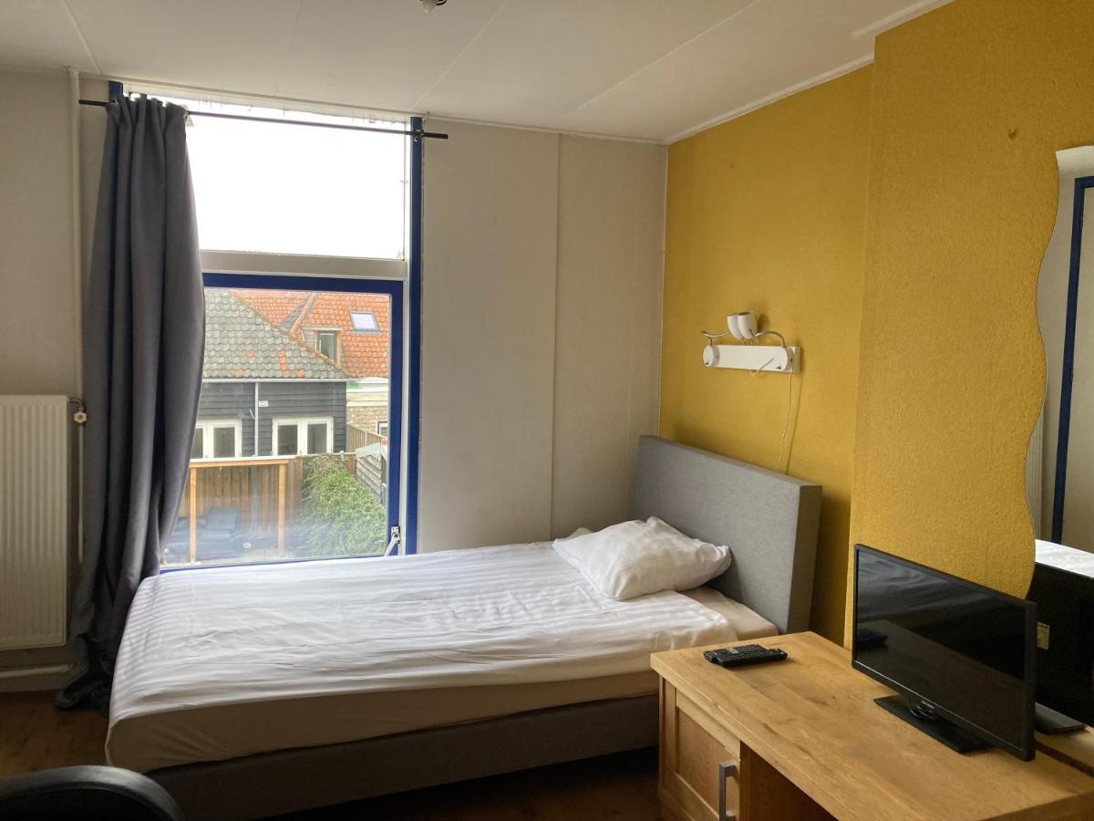 Rb Hostel ジーリクゼー エクステリア 写真