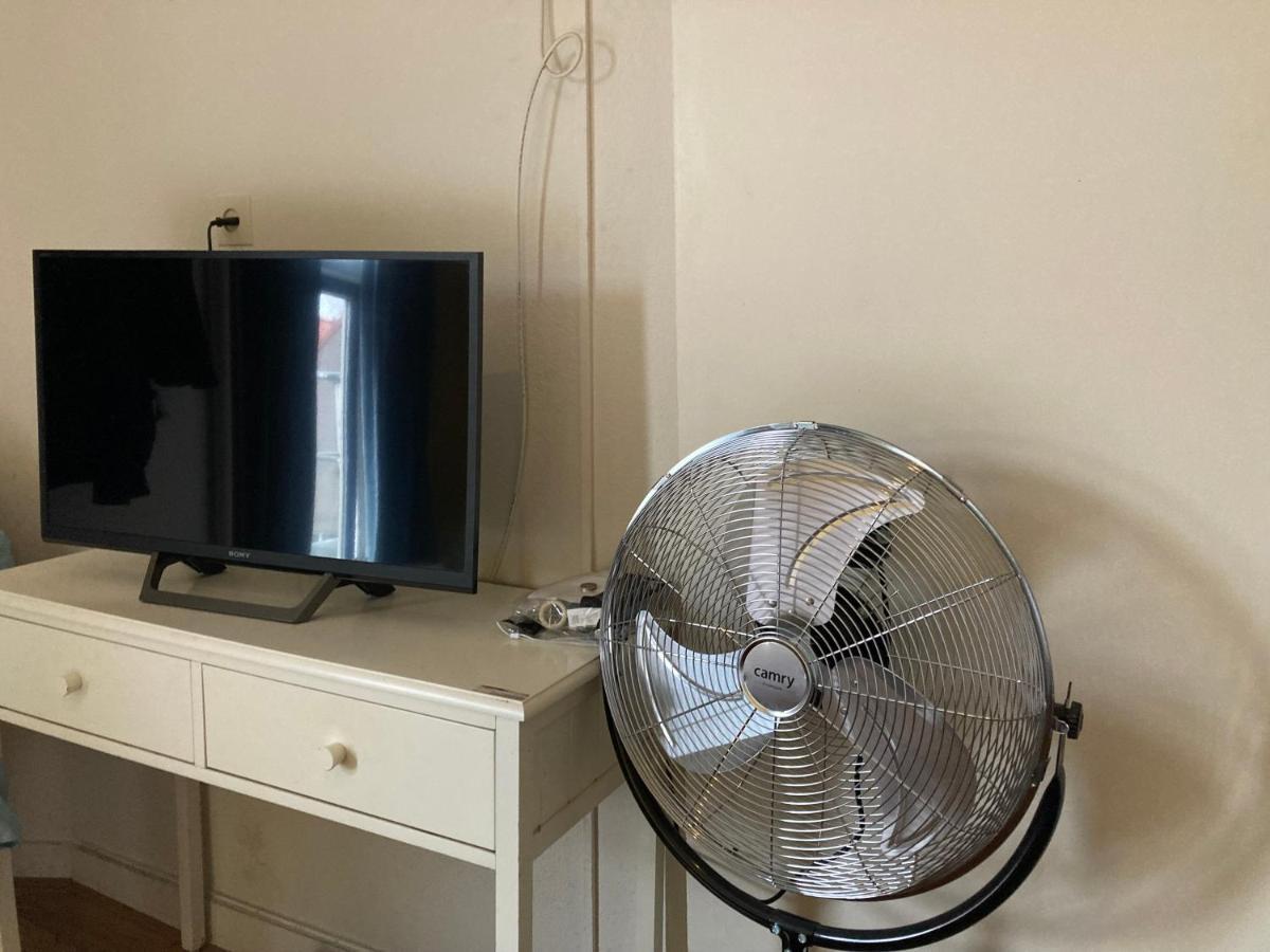 Rb Hostel ジーリクゼー エクステリア 写真